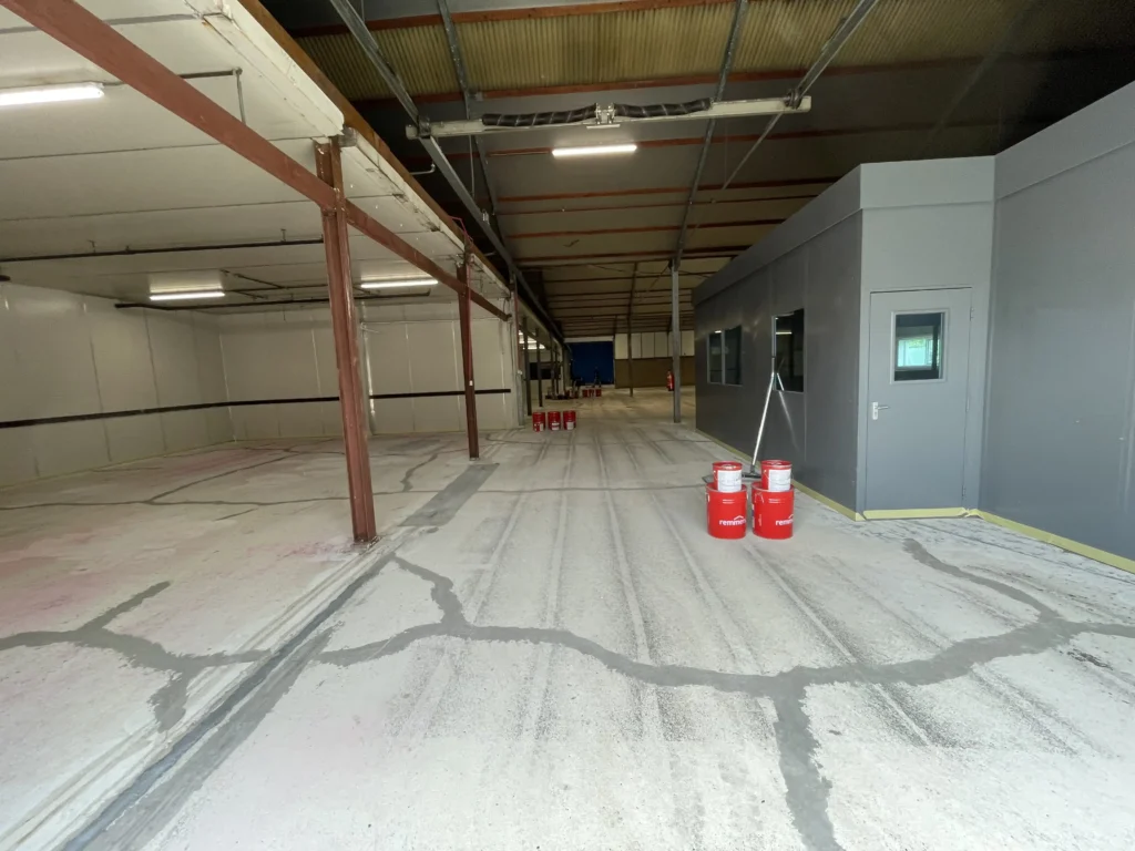 grijs-beton-design-coatingvloer-rijnsburg (3)